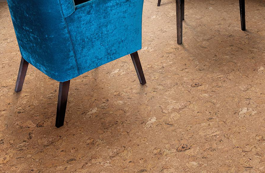 Пробковый пол клеевой Corkstyle Natural Cork Rombo New 915×305×6 фото в интерьере